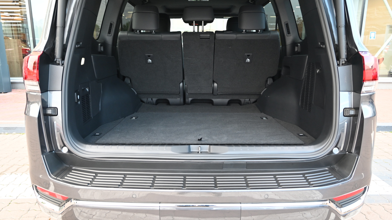 Toyota LAND CRUISER 2023 року, Універсал, Тойота Центр Київ "Сіті Плаза", м.Київ | Фото № 10 Toyota LAND CRUISER 2023 року з пробігом 16099 км, Універсал, Тойота Центр Київ "Сіті Плаза", м.Київ - 3758720 ГРН | Фото № 10