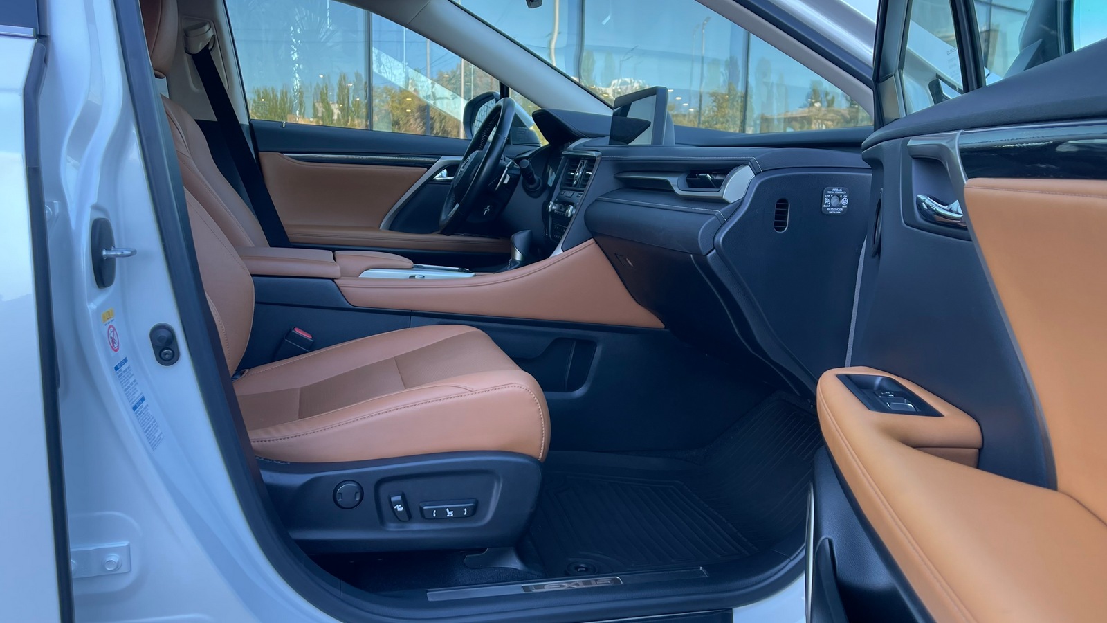 Lexus RX 2019 року, Універсал, Лексус Київ Захід, м.Київ | Фото № 6 Lexus RX 2019 року з пробігом 193100 км, Універсал, Лексус Київ Захід, м.Київ - 1800000 ГРН | Фото № 6
