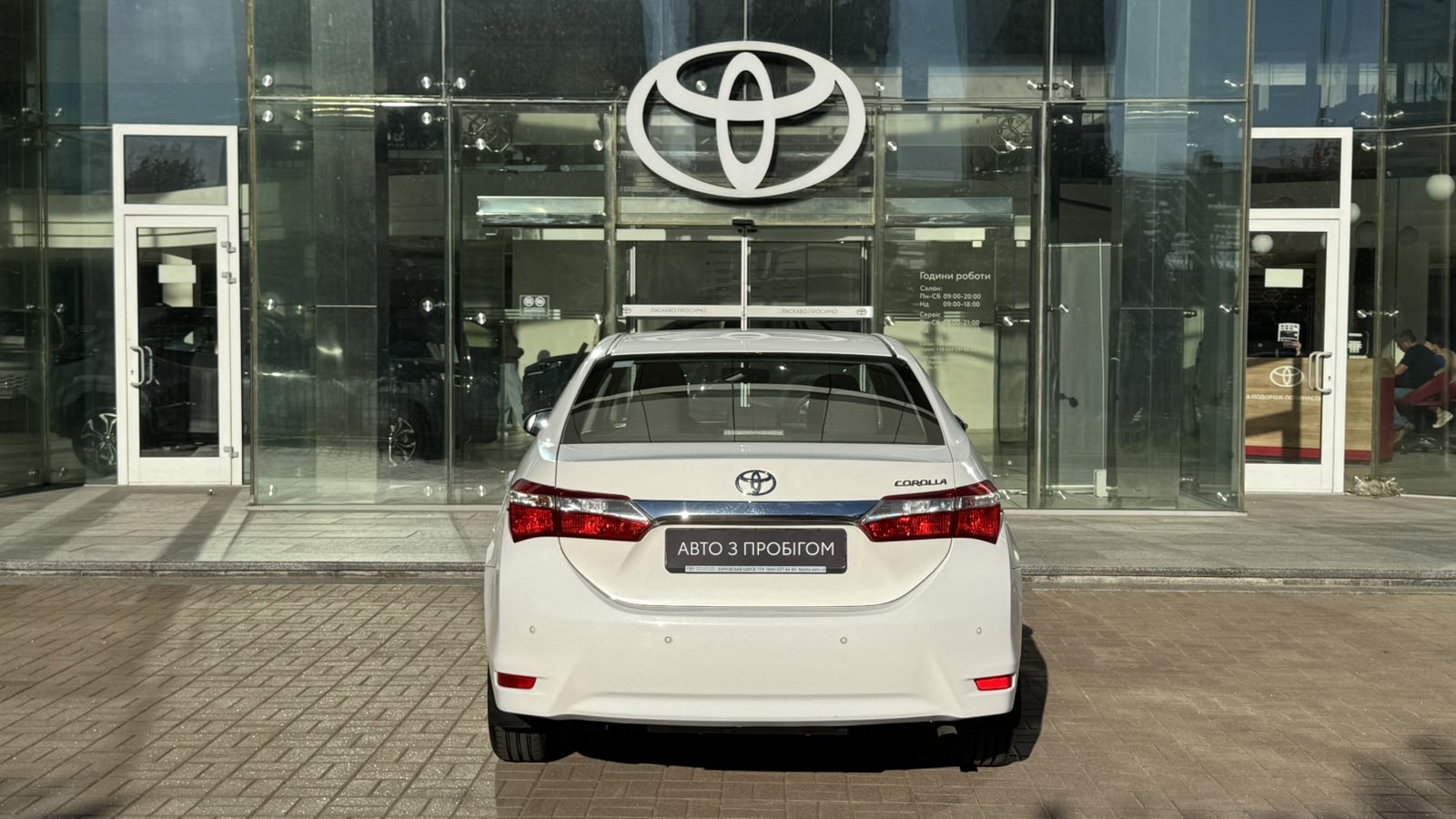 Toyota COROLLA 2018 року, Седан, Тойота Центр Київ "Автосаміт Укравто", м.Київ | Фото № 4 Toyota COROLLA 2018 року з пробігом 105441 км, Седан, Тойота Центр Київ "Автосаміт Укравто", м.Київ - 505000 ГРН | Фото № 4