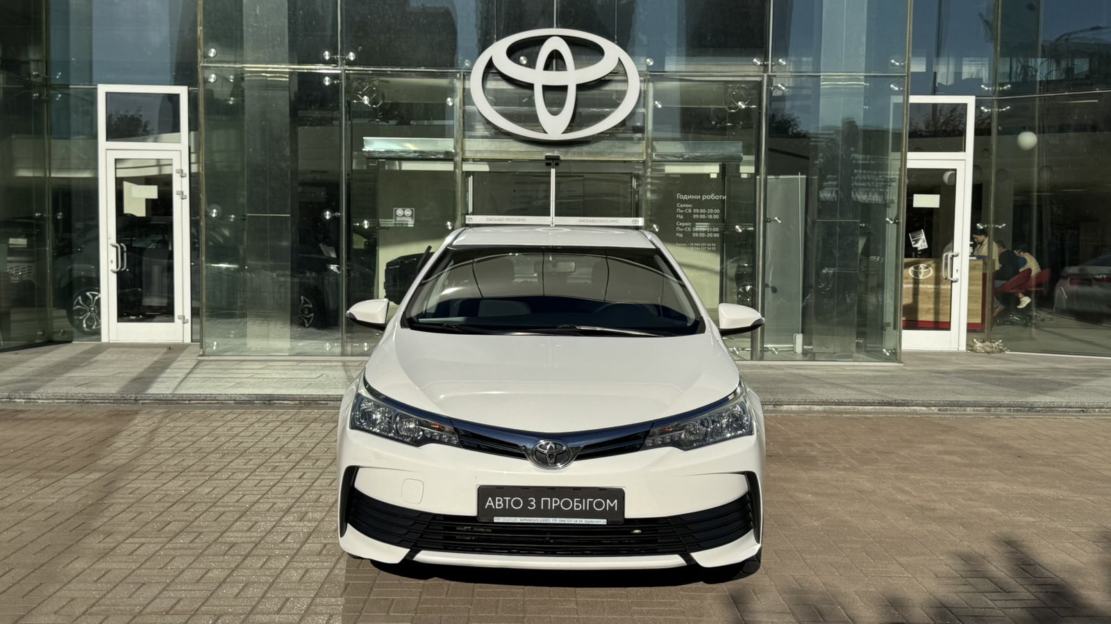 Toyota COROLLA 2018 року, Седан, Тойота Центр Київ "Автосаміт Укравто", м.Київ | Фото № 5 Toyota COROLLA 2018 року з пробігом 105441 км, Седан, Тойота Центр Київ "Автосаміт Укравто", м.Київ - 505000 ГРН | Фото № 5