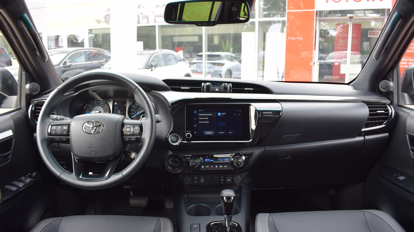 Toyota HILUX 2025 року, Пікап, Тойота Центр Житомир "Стар - Кар", м.Житомир | Фото № 8 Toyota HILUX 2025 року з пробігом 276 км, Пікап, Тойота Центр Житомир "Стар - Кар", м.Житомир - 2401698 ГРН | Фото № 8