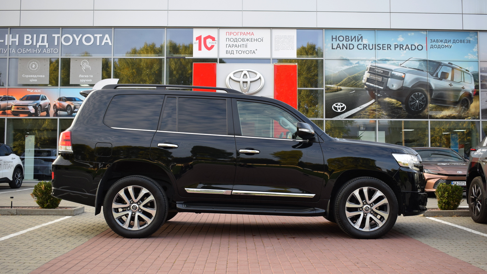 Toyota LAND CRUISER 2018 року, Універсал, Тойота Центр Житомир "Стар - Кар", м.Житомир | Фото № 17 Toyota LAND CRUISER 2018 року з пробігом 160920 км, Універсал, Тойота Центр Житомир "Стар - Кар", м.Житомир - 2209080 ГРН | Фото № 17