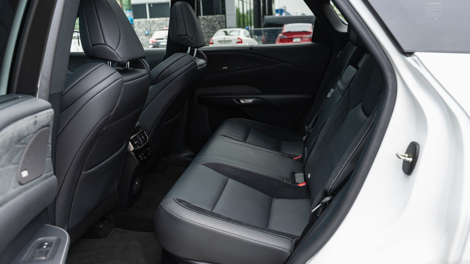 Lexus RX 450h 2023 року, Універсал, Лексус Дніпро, м.Дніпро | Фото № 11 Lexus RX 450h 2023 року з пробігом 23040 км, Універсал, Лексус Дніпро, м.Дніпро - 4005000 ГРН | Фото № 11