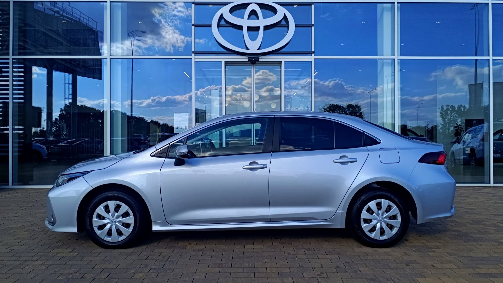 Toyota COROLLA 2021 року з пробігом 144951 км, Седан, Тойота Центр Київ "ВІДІ Аеропорт", м.Київ - 730000 ГРН | Фото № 3