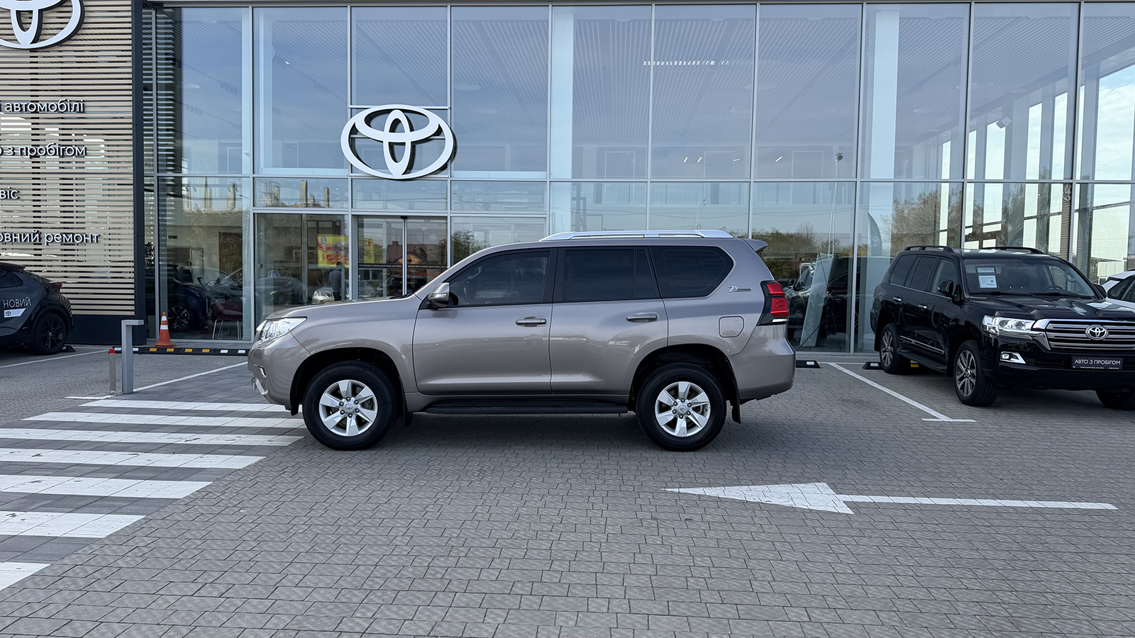 Toyota LAND CRUISER PRADO 2021 року з пробігом 99871 км, Універсал, Тойота Центр Рівне "Агат Авто", м.Рівне - 1661300 ГРН | Фото № 3