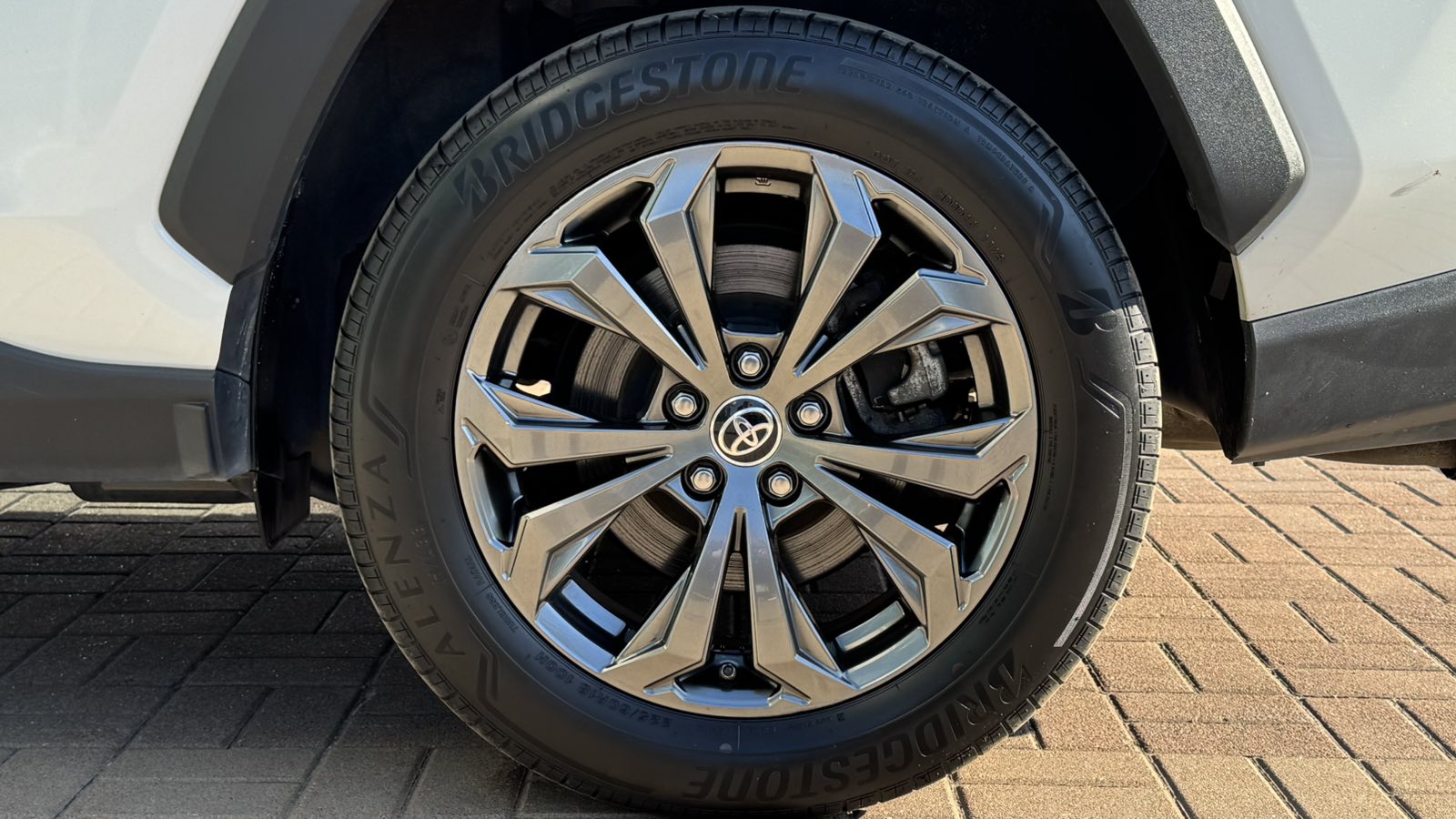 Toyota RAV4 2023 року з пробігом 68456 км, Універсал, Тойота Центр Київ "Автосаміт Укравто", м.Київ - 1750000 ГРН | Фото № 15
