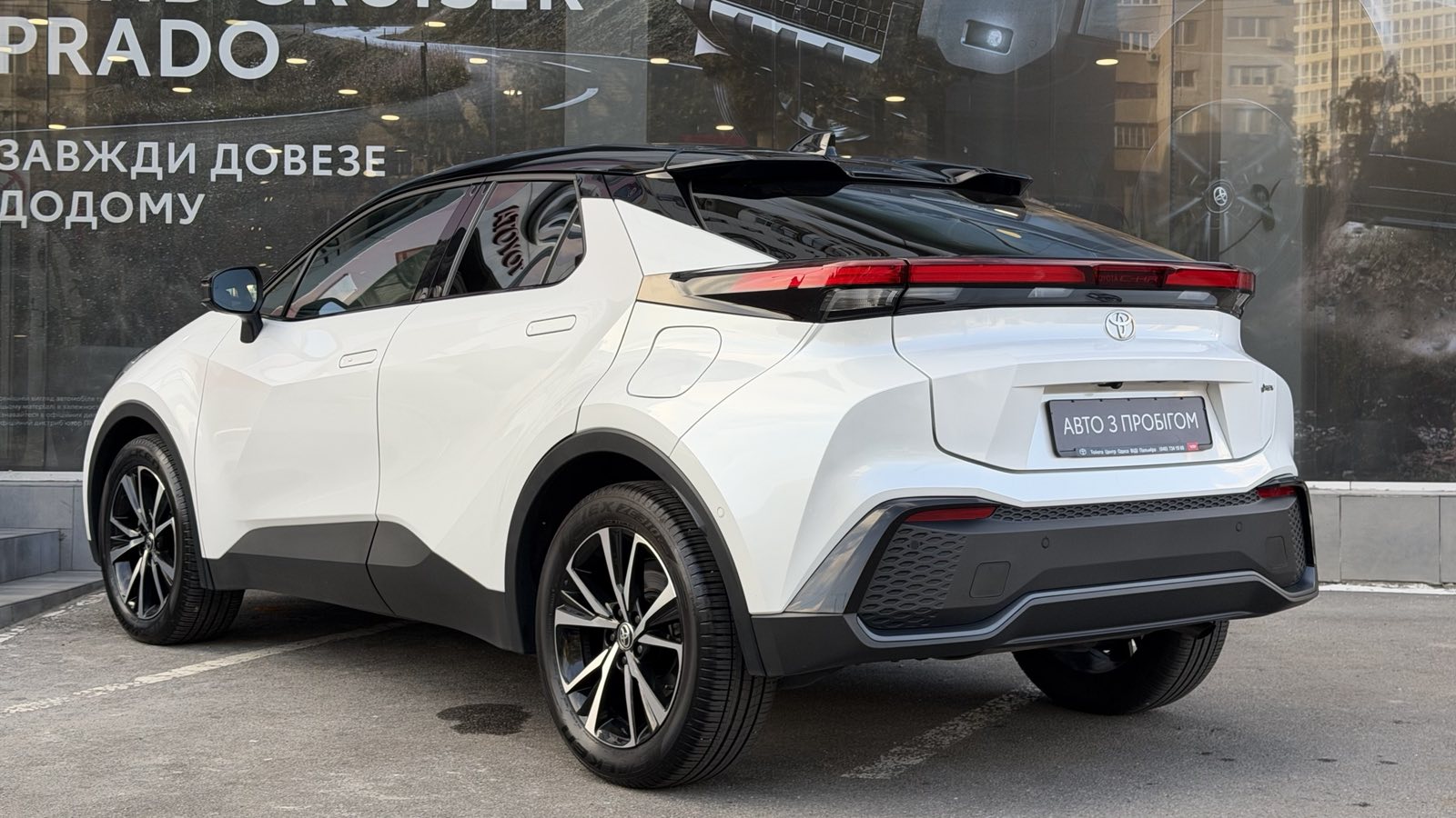 Toyota C-HR 2024 року, Хетчбек, Тойота Центр Одеса "ВіДі Пальміра", м.Одеса | Фото № 2 Toyota C-HR 2024 року з пробігом 39295 км, Хетчбек, Тойота Центр Одеса "ВіДі Пальміра", м.Одеса - 1700000 ГРН | Фото № 2