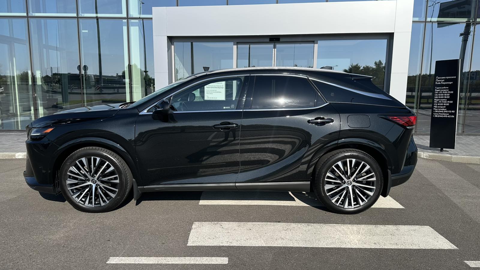 Lexus RX 450h 2023 року, Універсал, Лексус Київ Аеропорт, м.Київ | Фото № 3 Lexus RX 450h 2023 року з пробігом 55000 км, Універсал, Лексус Київ Аеропорт, м.Київ - 3288650 ГРН | Фото № 3