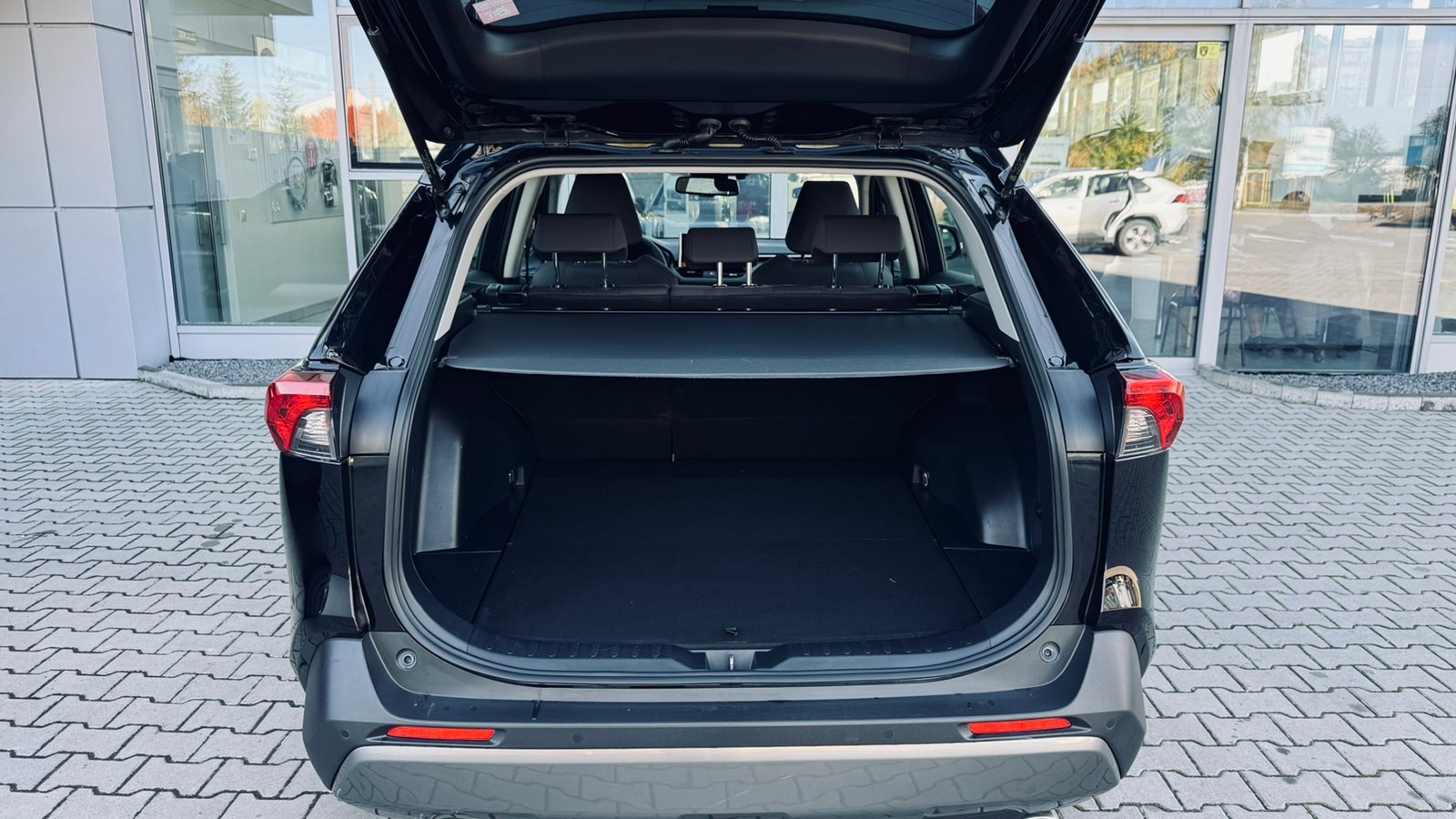 Toyota RAV4 2020 року з пробігом 126366 км, Універсал, Тойота Центр Івано-Франківськ "Класик-Авто", м.Івано-Франківськ - 1200000 ГРН | Фото № 10