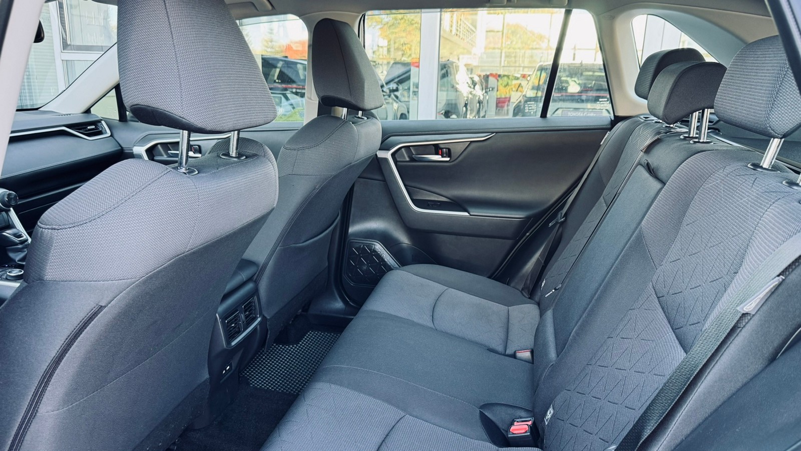 Toyota RAV4 2020 року з пробігом 126366 км, Універсал, Тойота Центр Івано-Франківськ "Класик-Авто", м.Івано-Франківськ - 1200000 ГРН | Фото № 11