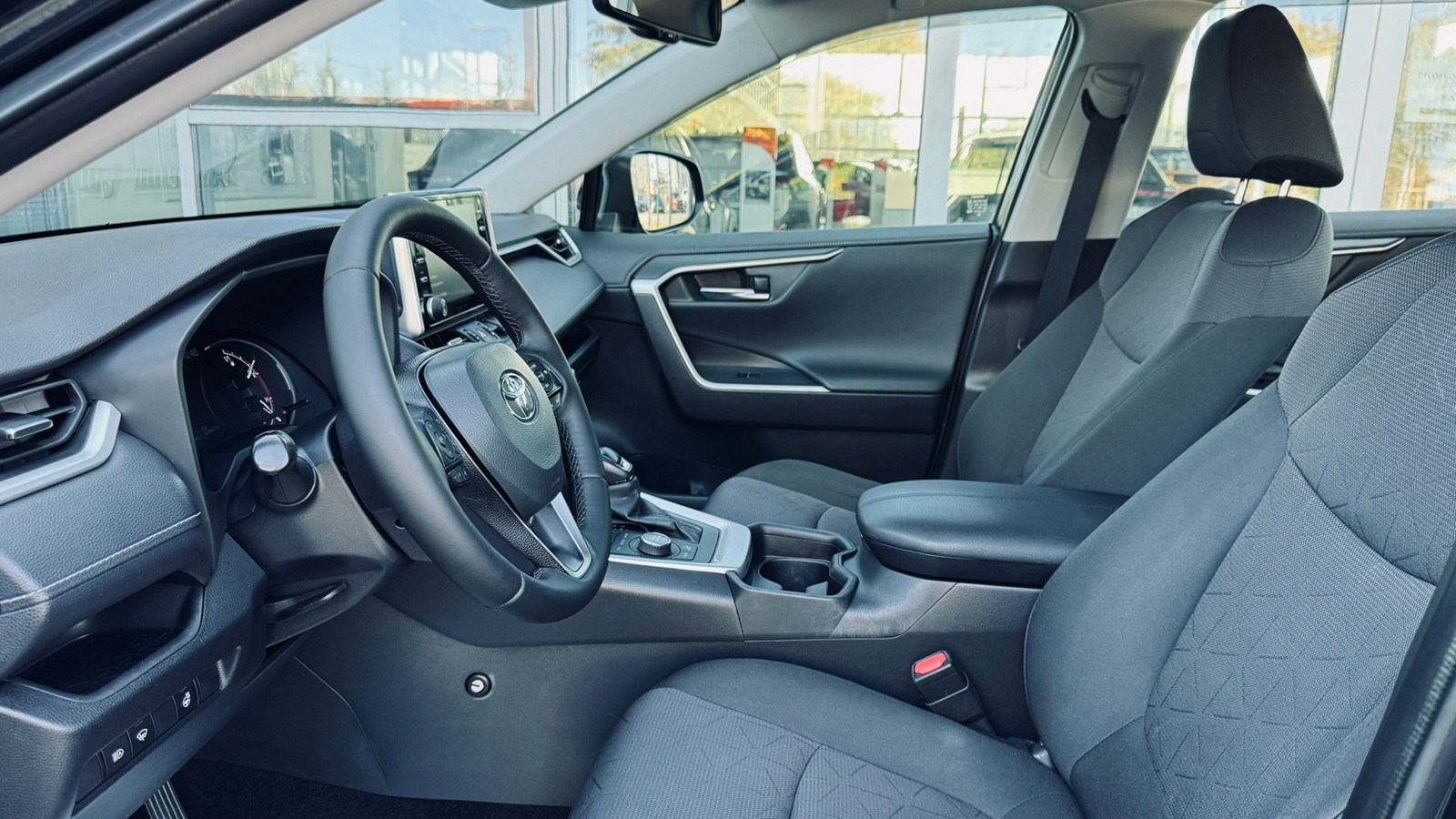 Toyota RAV4 2020 року з пробігом 126366 км, Універсал, Тойота Центр Івано-Франківськ "Класик-Авто", м.Івано-Франківськ - 1200000 ГРН | Фото № 12