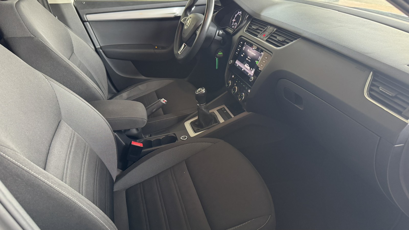 Інші авто SKODA OCTAVIA 2018 року з пробігом 119350 км, Універсал, Тойота Центр Київ "Автосаміт Укравто", м.Київ - 721450 ГРН | Фото № 6
