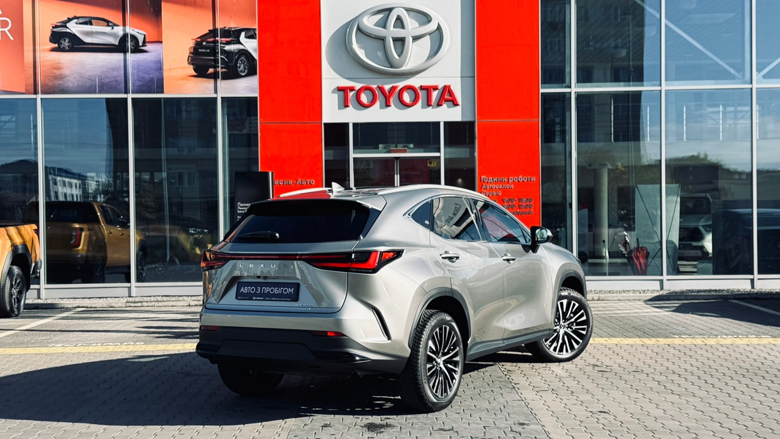 Lexus NX 350 2024 року, Універсал, Тойота Центр Івано-Франківськ "Класик-Авто", м.Івано-Франківськ | Фото № 18 Lexus NX 350 2024 року з пробігом 3412 км, Універсал, Тойота Центр Івано-Франківськ "Класик-Авто", м.Івано-Франківськ - 2393000 ГРН | Фото № 18