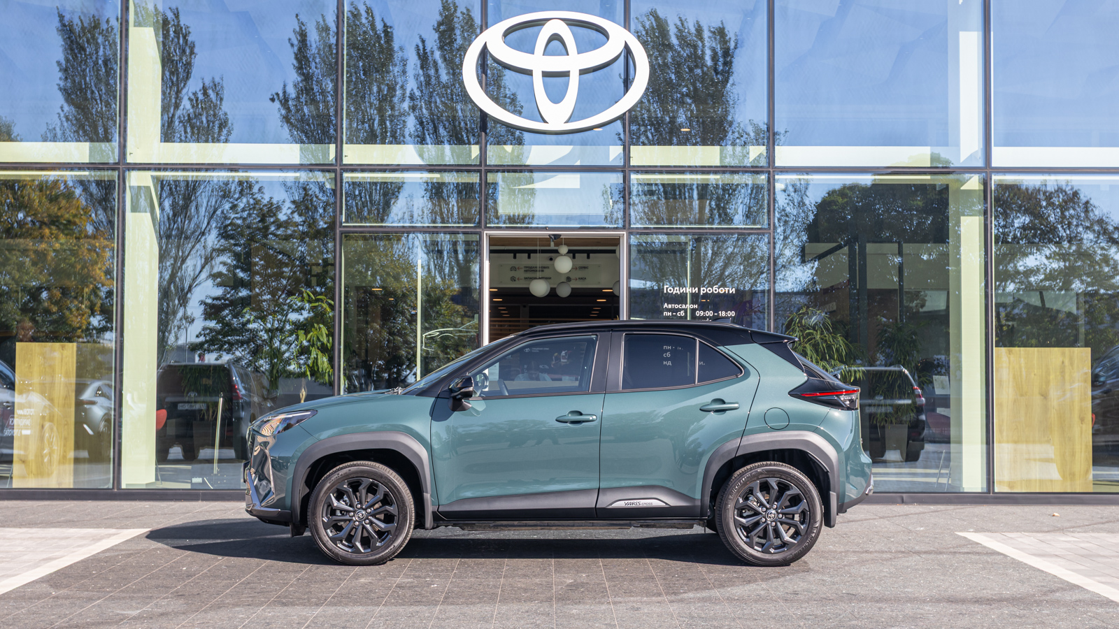 Toyota YARIS CROSS 2025 року, Хетчбек, Тойота Центр Дніпро "Алмаз Мотор" на Запорізькому шосе, м.Дніпро | Фото № 3 Toyota YARIS CROSS 2025 року з пробігом 3406 км, Хетчбек, Тойота Центр Дніпро "Алмаз Мотор" на Запорізькому шосе, м.Дніпро - 1500000 ГРН | Фото № 3