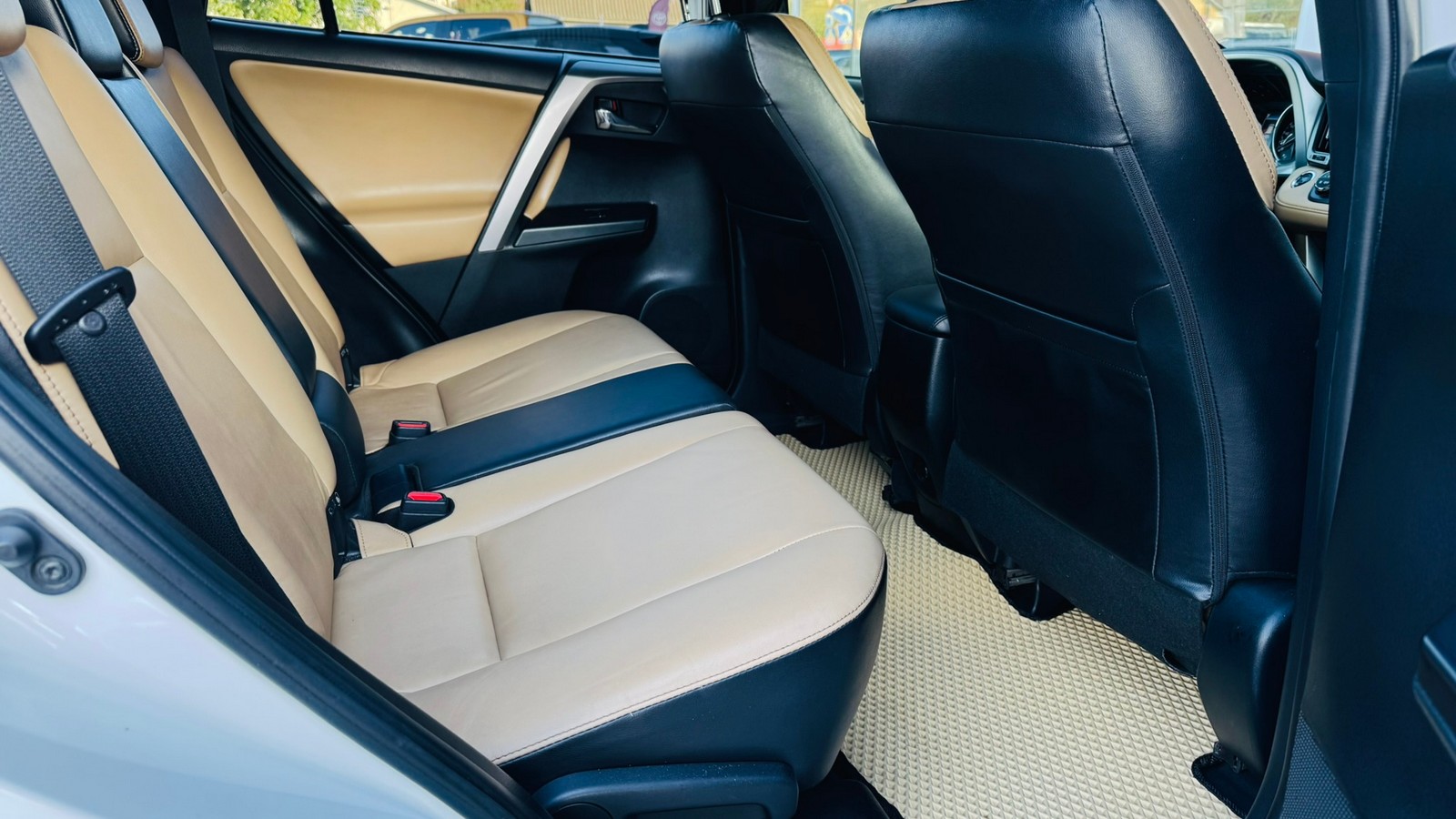 Toyota RAV4 2018 року з пробігом 218043 км, Універсал, Тойота Центр Тернопіль "Кристал Моторс", м.Тернопіль - 850000 ГРН | Фото № 7