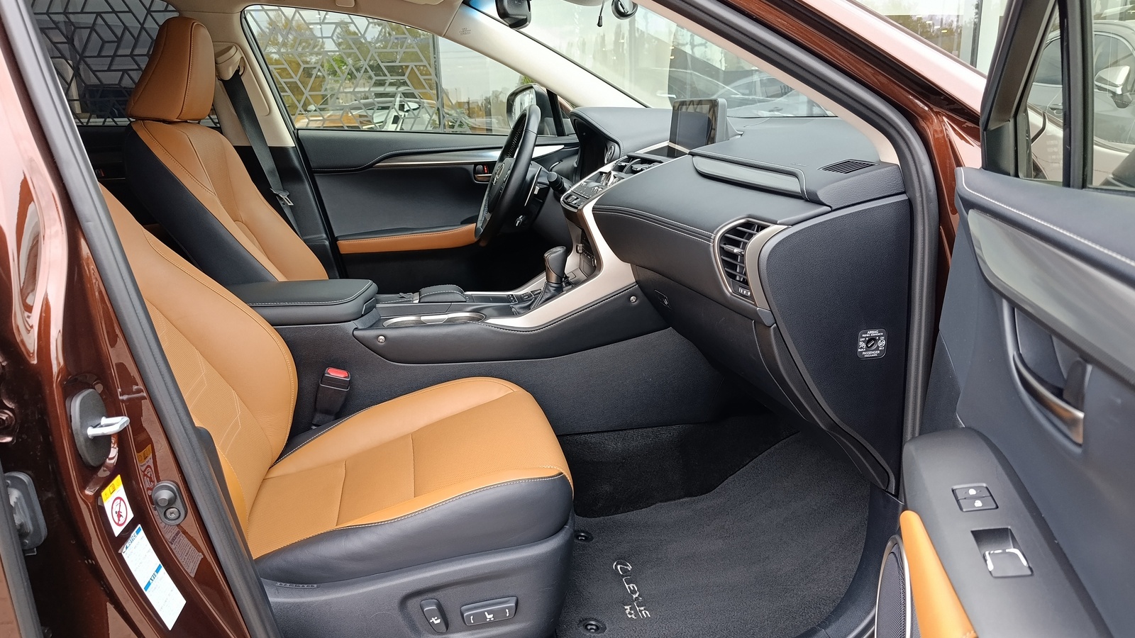 Lexus NX 2018 року, Універсал, Лексус Київ Захід, м.Київ | Фото № 6 Lexus NX 2018 року з пробігом 148142 км, Універсал, Лексус Київ Захід, м.Київ - 1300000 ГРН | Фото № 6