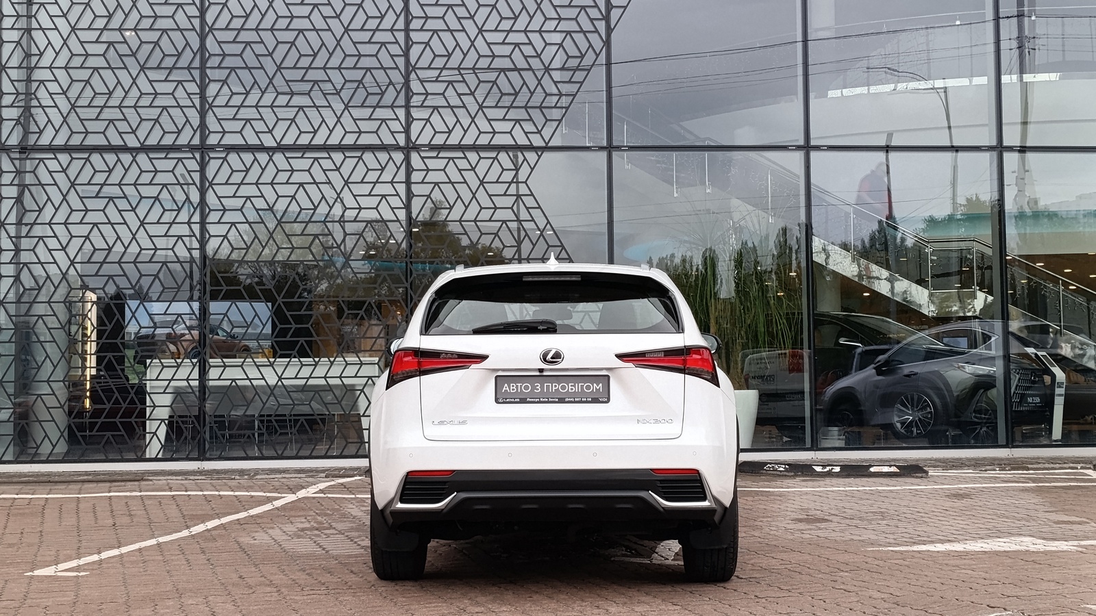 Lexus NX 2020 року, Універсал, Лексус Київ Захід, м.Київ | Фото № 4 Lexus NX 2020 року з пробігом 44513 км, Універсал, Лексус Київ Захід, м.Київ - 1500000 ГРН | Фото № 4
