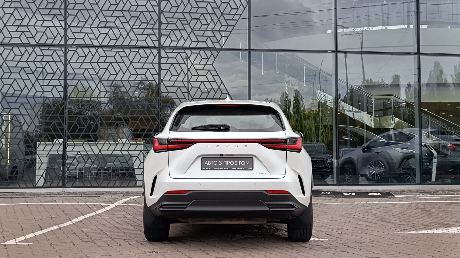 Lexus NX 2022 року, Універсал, Лексус Київ Захід, м.Київ | Фото № 4 Lexus NX 2022 року з пробігом 74411 км, Універсал, Лексус Київ Захід, м.Київ - 1880000 ГРН | Фото № 4
