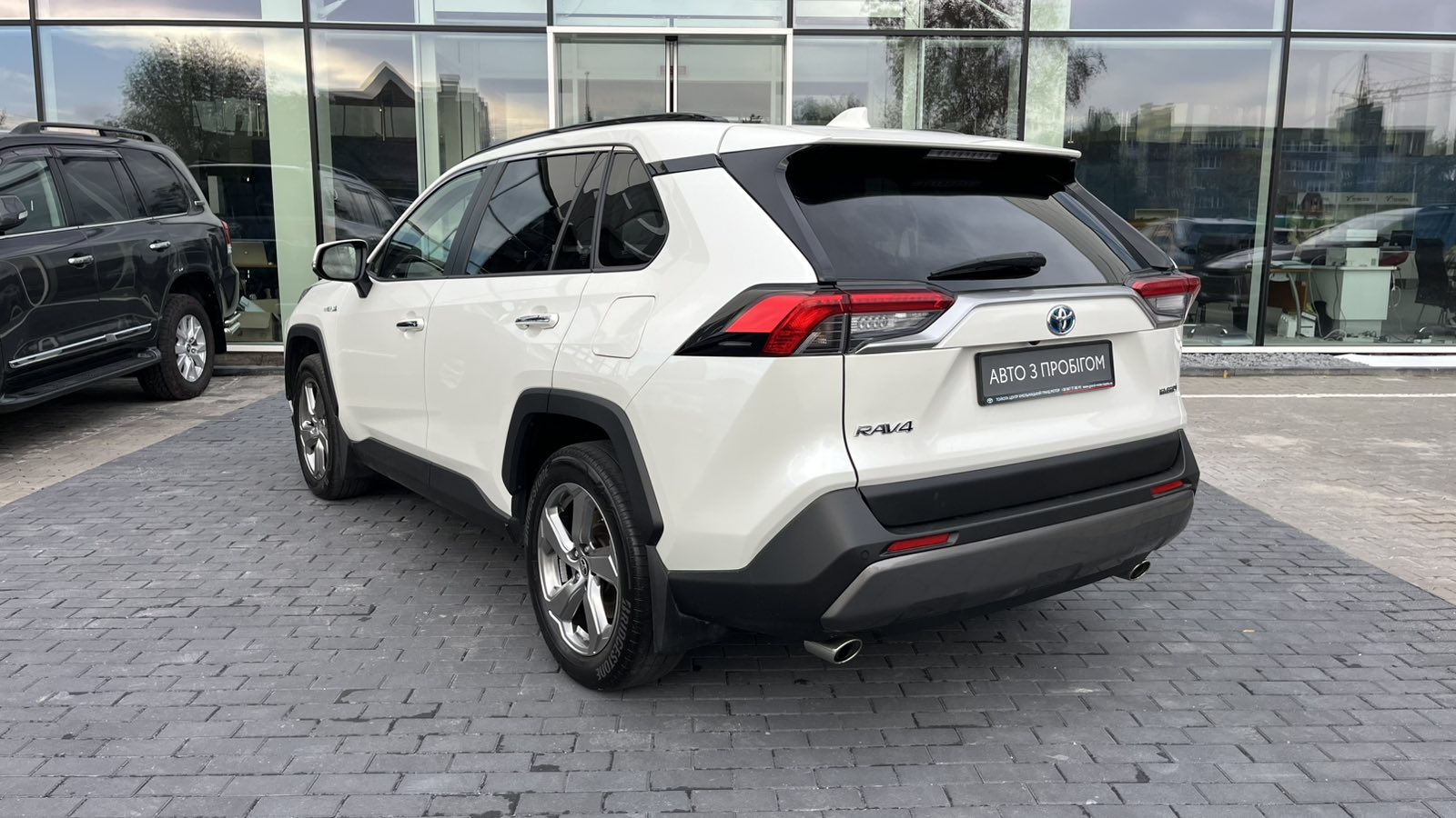 Toyota RAV4 2020 року, Універсал, Тойота Центр Хмельницький "Гранд Мотор", м.Хмельницький | Фото № 1 Toyota RAV4 2020 року з пробігом 91593 км, Універсал, Тойота Центр Хмельницький "Гранд Мотор", м.Хмельницький - 1623000 ГРН | Фото № 1