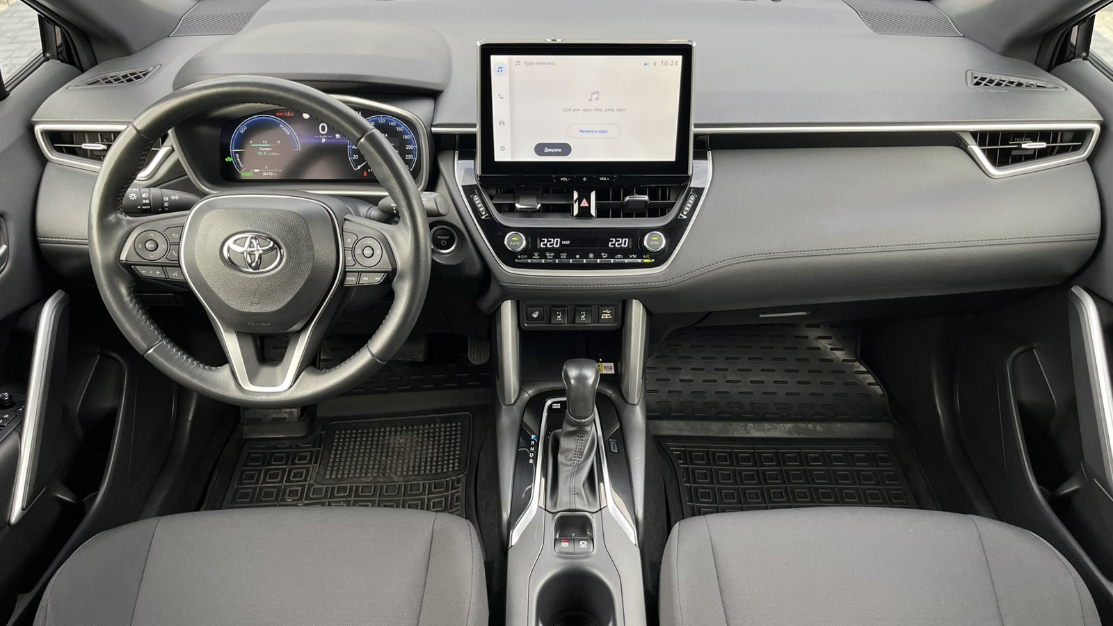 Toyota COROLLA CROSS 2023 року, Хетчбек, Тойота Центр Хмельницький "Гранд Мотор", м.Хмельницький | Фото № 8 Toyota COROLLA CROSS 2023 року з пробігом 25800 км, Хетчбек, Тойота Центр Хмельницький "Гранд Мотор", м.Хмельницький - 1340000 ГРН | Фото № 8