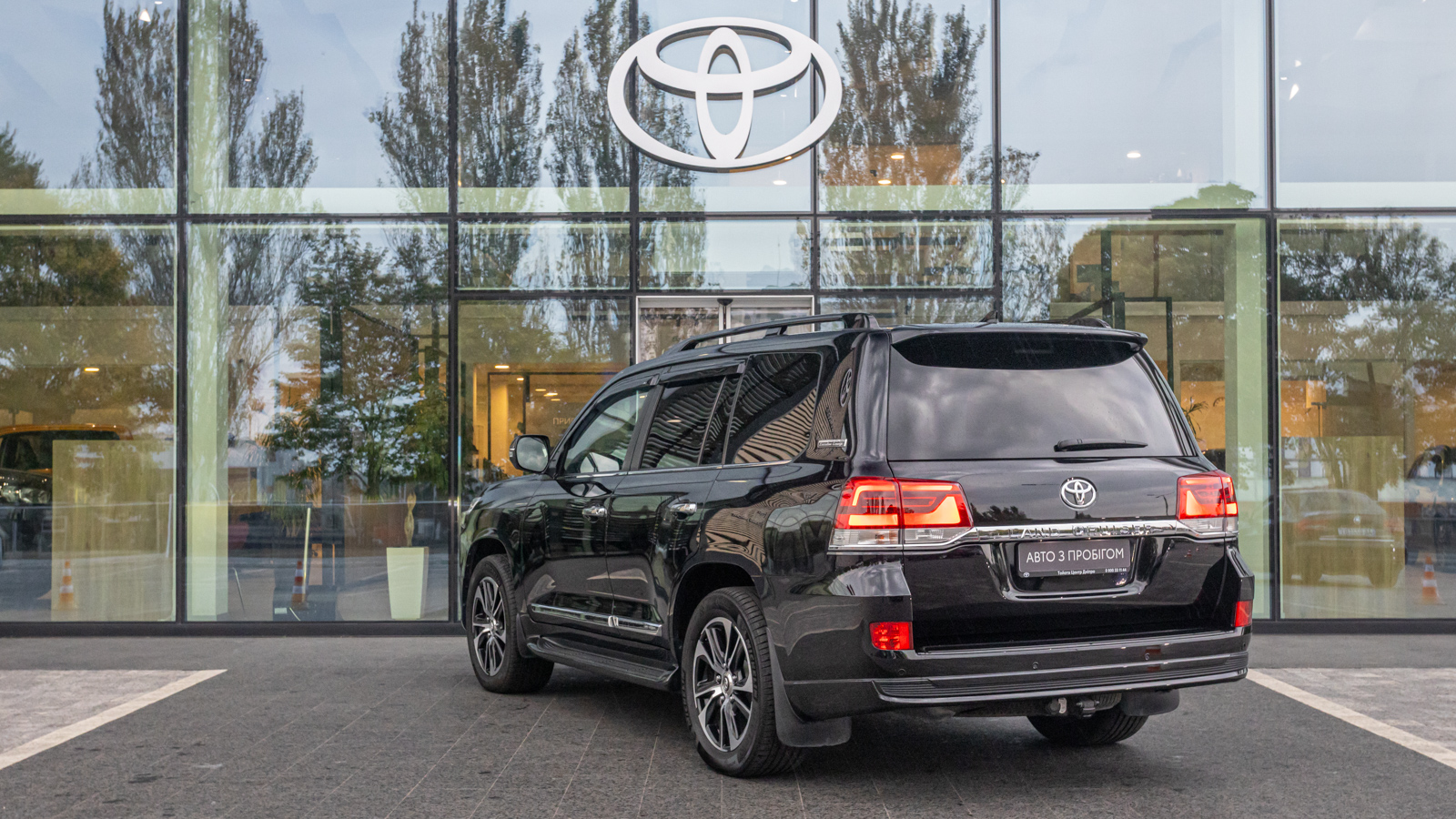 Toyota LAND CRUISER 2020 року, Універсал, Тойота Центр Дніпро "Алмаз Мотор" на Запорізькому шосе, м.Дніпро | Фото № 2 Toyota LAND CRUISER 2020 року з пробігом 89116 км, Універсал, Тойота Центр Дніпро "Алмаз Мотор" на Запорізькому шосе, м.Дніпро - 2950000 ГРН | Фото № 2
