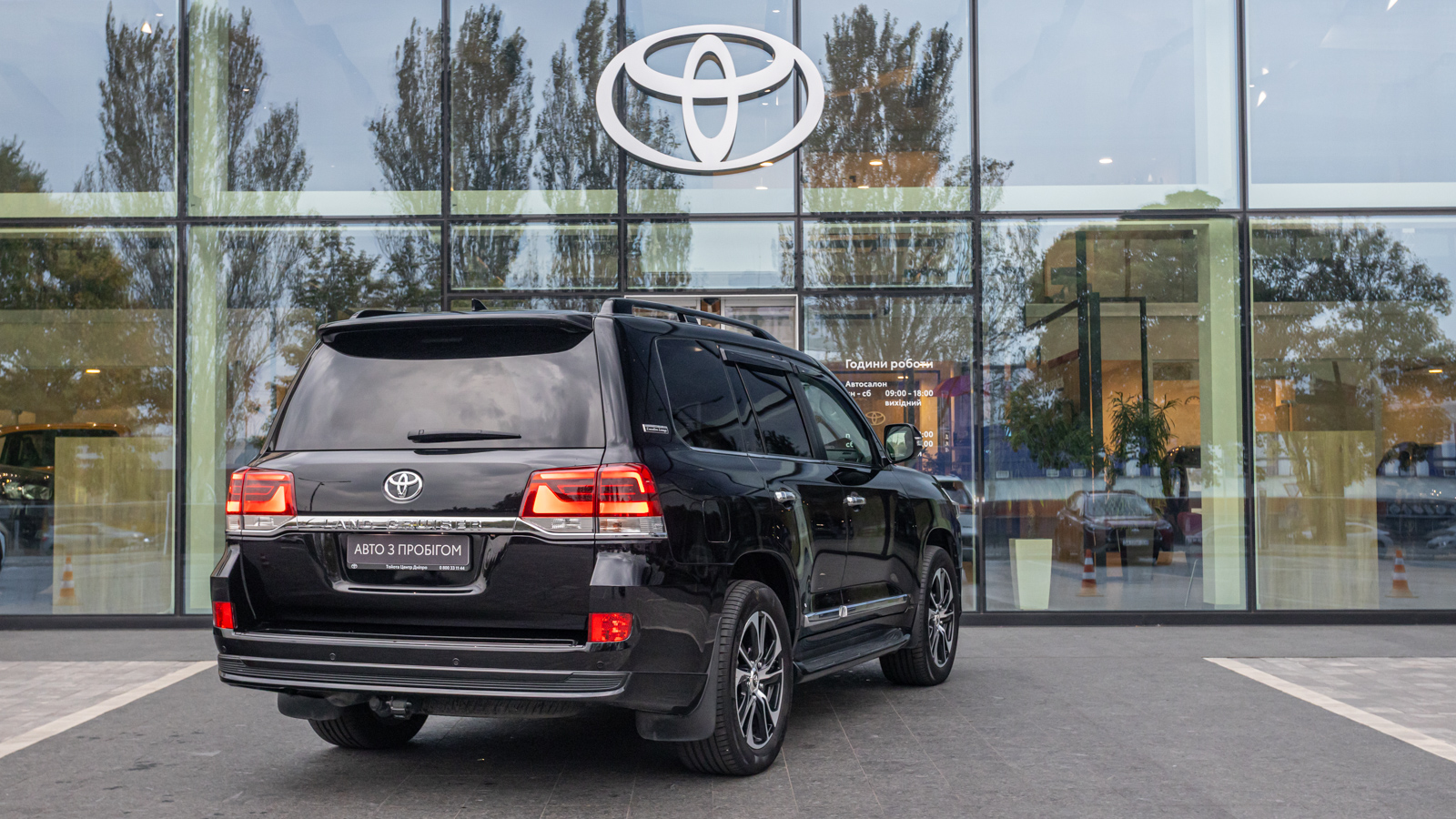 Toyota LAND CRUISER 2020 року, Універсал, Тойота Центр Дніпро "Алмаз Мотор" на Запорізькому шосе, м.Дніпро | Фото № 20 Toyota LAND CRUISER 2020 року з пробігом 89116 км, Універсал, Тойота Центр Дніпро "Алмаз Мотор" на Запорізькому шосе, м.Дніпро - 2950000 ГРН | Фото № 20