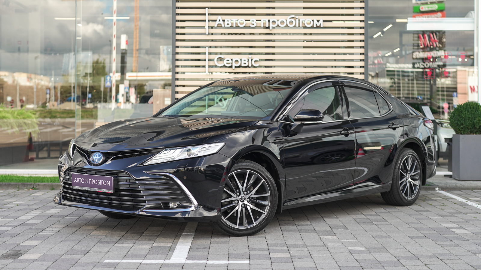 Toyota CAMRY 2023 року, Седан, Тойота Центр Львів "Діамант", м.Львів | Фото № 1 Toyota CAMRY 2023 року з пробігом 59949 км, Седан, Тойота Центр Львів "Діамант", м.Львів - 1713800 ГРН | Фото № 1