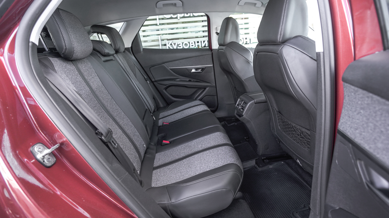 Інші авто PEUGEOT 3008 2018 року, Універсал, Тойота Центр Львів "Діамант", м.Львів | Фото № 7 Інші авто PEUGEOT 3008 2018 року з пробігом 141026 км, Універсал, Тойота Центр Львів "Діамант", м.Львів - 834350 ГРН | Фото № 7