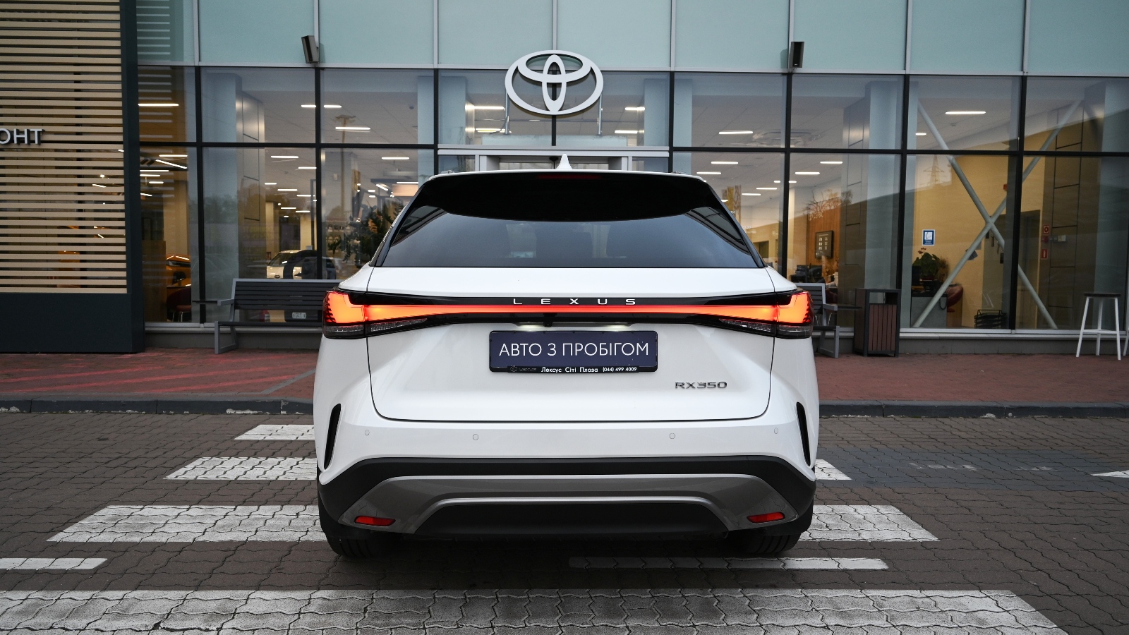 Lexus RX 2024 року, Універсал, Тойота Центр Київ "Сіті Плаза", м.Київ | Фото № 4 Lexus RX 2024 року з пробігом 11532 км, Універсал, Тойота Центр Київ "Сіті Плаза", м.Київ - 3091200 ГРН | Фото № 4