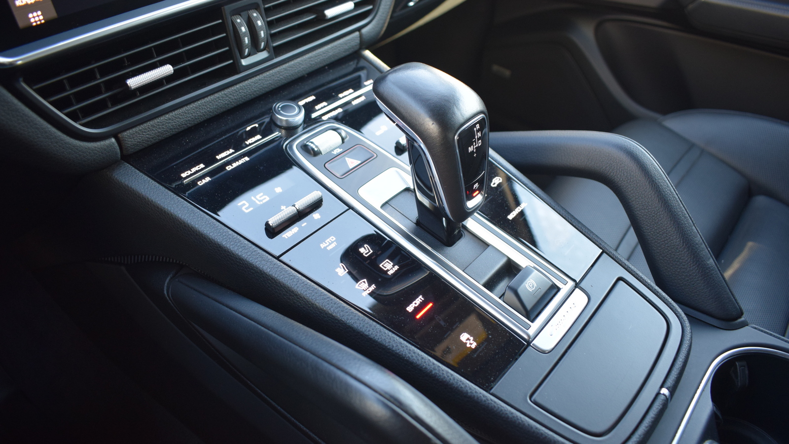 Інші авто PORSCHE CAYENNE 2020 року, Універсал, Тойота Центр Житомир "Стар - Кар", м.Житомир | Фото № 18 Інші авто PORSCHE CAYENNE 2020 року з пробігом 114750 км, Універсал, Тойота Центр Житомир "Стар - Кар", м.Житомир - 1807470 ГРН | Фото № 18