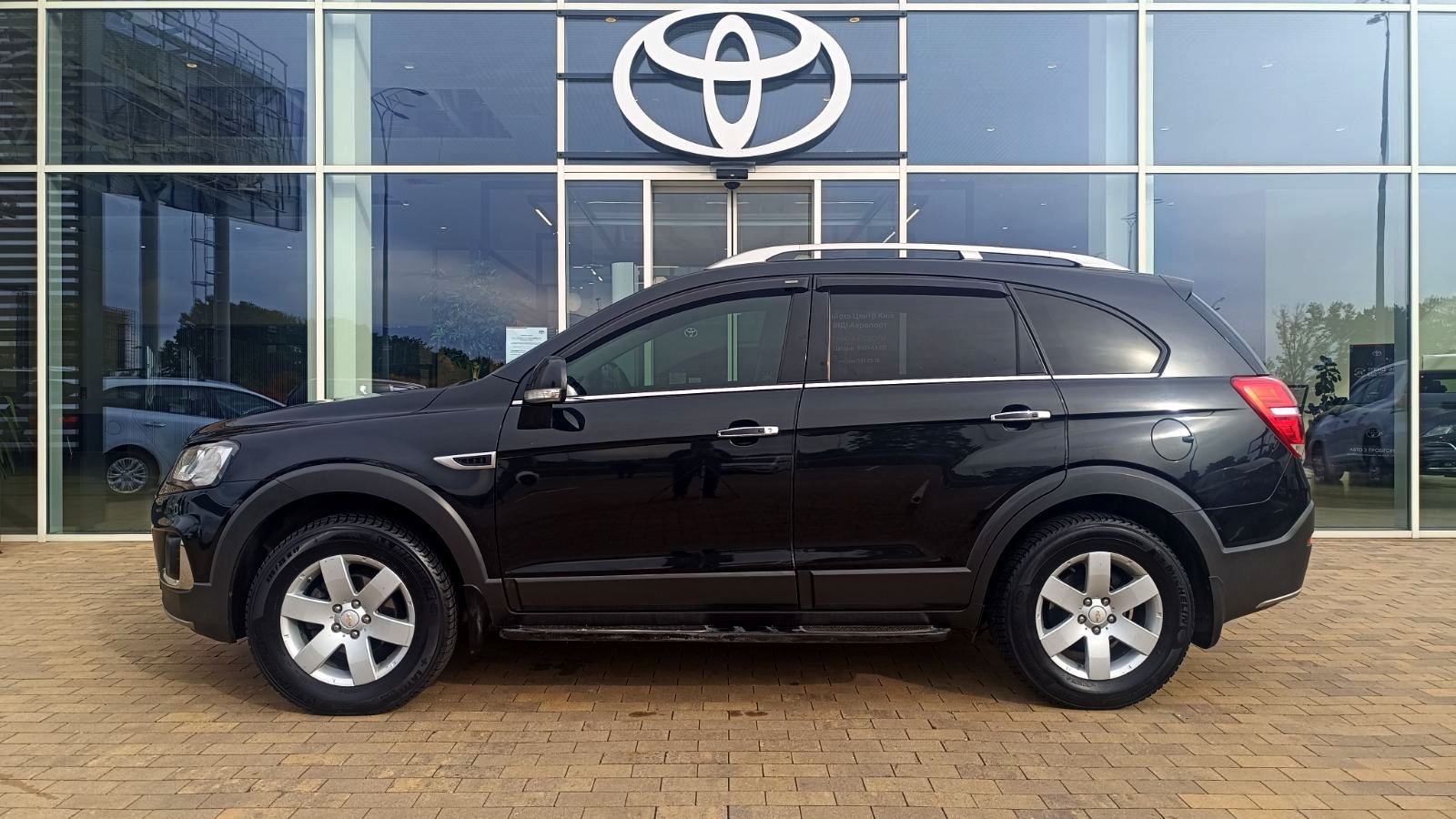 Інші авто CHEVROLET CAPTIVA 2016 року з пробігом 86219 км, Універсал, Тойота Центр Київ "ВІДІ Аеропорт", м.Київ - 700000 ГРН | Фото № 3