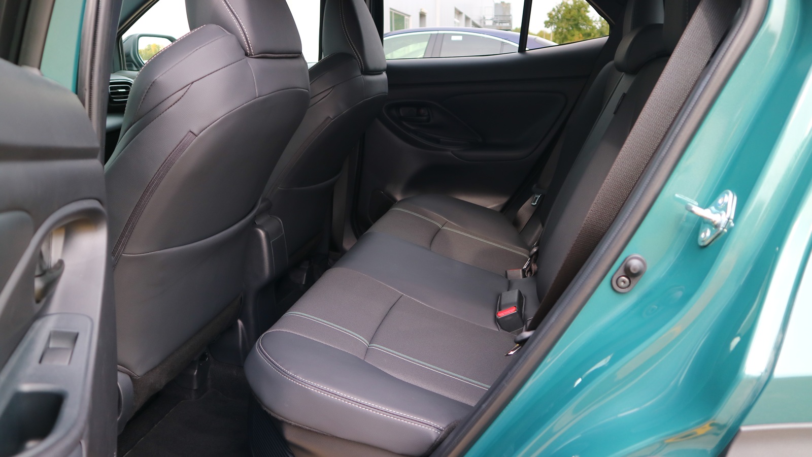 Toyota YARIS CROSS 2025 року з пробігом 1356 км, Хетчбек, Тойота Центр Київ "Автосаміт Укравто Столичне", м.Київ - 1553000 ГРН | Фото № 14