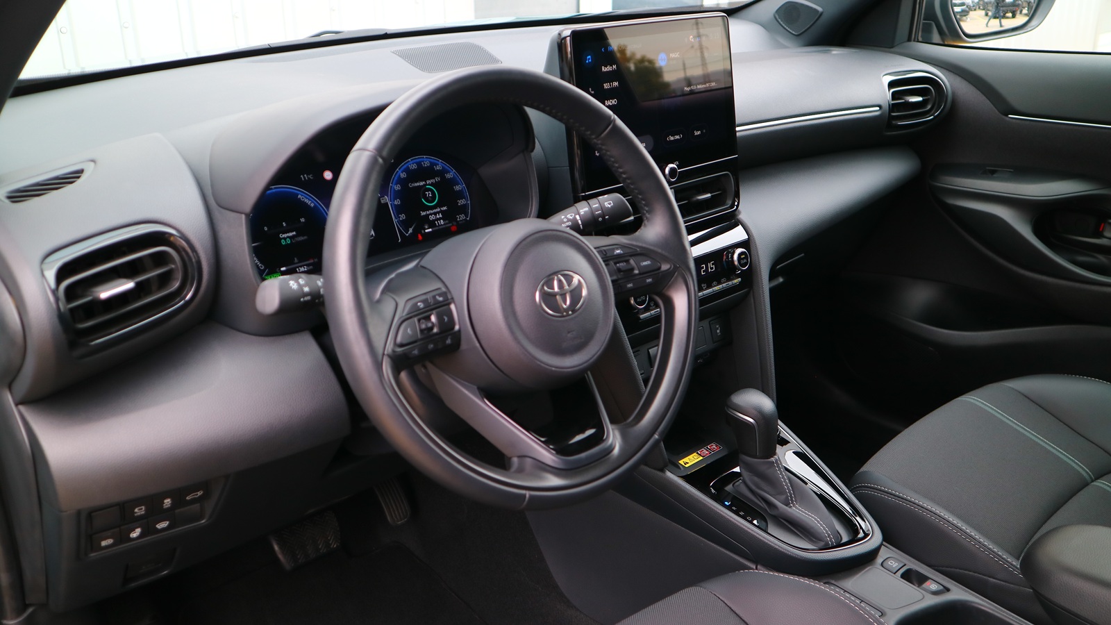 Toyota YARIS CROSS 2025 року з пробігом 1356 км, Хетчбек, Тойота Центр Київ "Автосаміт Укравто Столичне", м.Київ - 1553000 ГРН | Фото № 19
