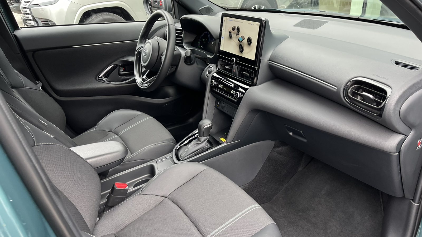 Toyota YARIS CROSS 2025 року з пробігом 2906 км, Хетчбек, Тойота Центр Хмельницький "Гранд Мотор", м.Хмельницький - 1502500 ГРН | Фото № 6