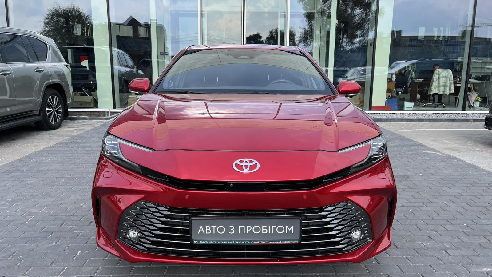 Toyota CAMRY 2024 року, Седан, Тойота Центр Хмельницький "Гранд Мотор", м.Хмельницький | Фото № 5 Toyota CAMRY 2024 року з пробігом 31886 км, Седан, Тойота Центр Хмельницький "Гранд Мотор", м.Хмельницький - 1838000 ГРН | Фото № 5