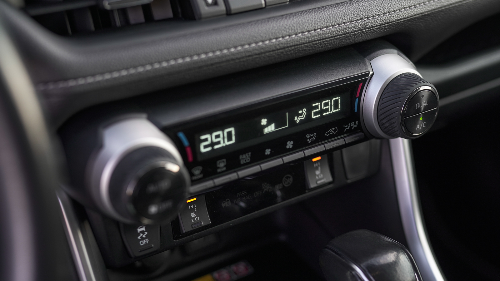 Toyota RAV4 2023 року, Універсал, Тойота Центр Львів "Діамант", м.Львів | Фото № 25 Toyota RAV4 2023 року з пробігом 123122 км, Універсал, Тойота Центр Львів "Діамант", м.Львів - 1578500 ГРН | Фото № 25