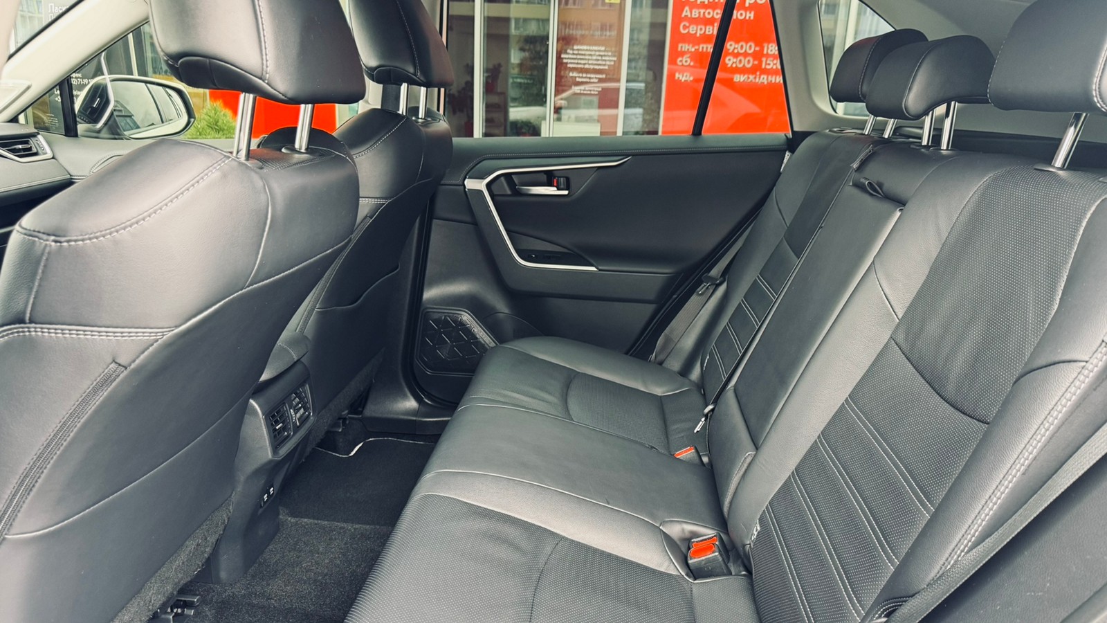 Toyota RAV4 2021 року, Універсал, Тойота Центр Івано-Франківськ "Класик-Авто", м.Івано-Франківськ | Фото № 11 Toyota RAV4 2021 року з пробігом 69898 км, Універсал, Тойота Центр Івано-Франківськ "Класик-Авто", м.Івано-Франківськ - 1768000 ГРН | Фото № 11