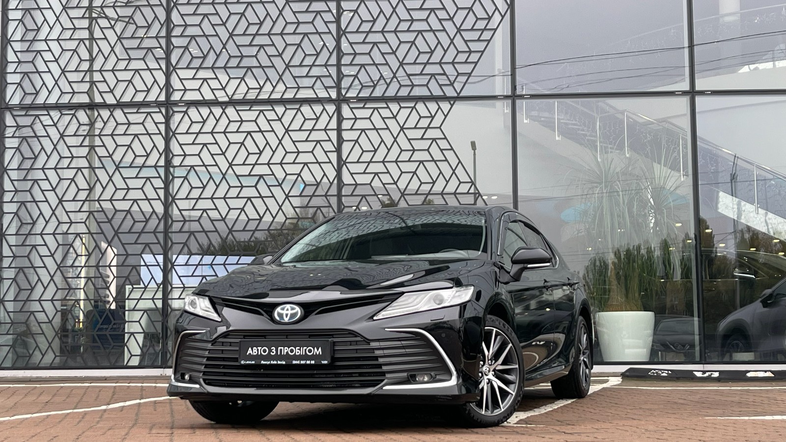 Toyota CAMRY 2023 року з пробігом 155000 км, Седан, Лексус Київ Захід, м.Київ - 1370000 ГРН | Фото № 1