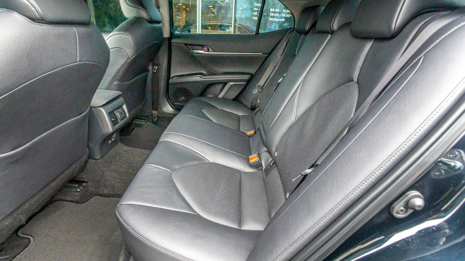 Toyota CAMRY 2021 року з пробігом 133126 км, Седан, Тойота Центр Дніпро "Алмаз Мотор" на Запорізькому шосе, м.Дніпро - 1200000 ГРН | Фото № 11