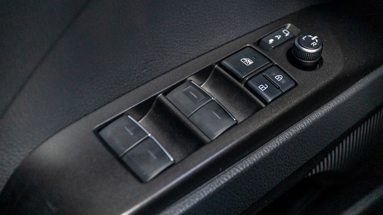 Toyota CAMRY 2021 року з пробігом 133126 км, Седан, Тойота Центр Дніпро "Алмаз Мотор" на Запорізькому шосе, м.Дніпро - 1200000 ГРН | Фото № 20