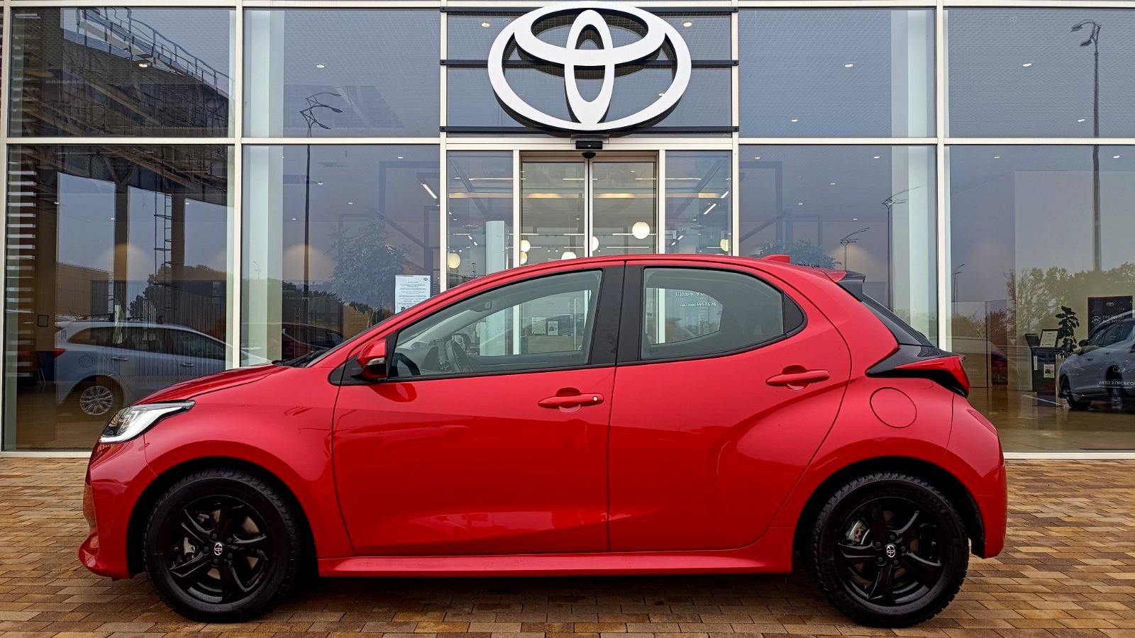 Toyota YARIS 2023 року з пробігом 14945 км, Хетчбек, Тойота Центр Київ "ВІДІ Аеропорт", м.Київ - 995000 ГРН | Фото № 3