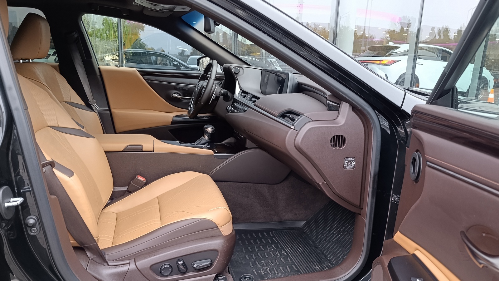 Lexus ES 2020 року, Седан, Лексус Київ Захід, м.Київ | Фото № 6 Lexus ES 2020 року з пробігом 108800 км, Седан, Лексус Київ Захід, м.Київ - 1450000 ГРН | Фото № 6