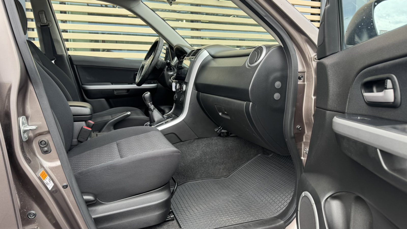 Інші авто SUZUKI GRAND VITARA 2013 року, Універсал, Тойота Центр Ужгород "Карат Мотор", м.Ужгород | Фото № 6 Інші авто SUZUKI GRAND VITARA 2013 року з пробігом 113200 км, Універсал, Тойота Центр Ужгород "Карат Мотор", м.Ужгород - 525000 ГРН | Фото № 6