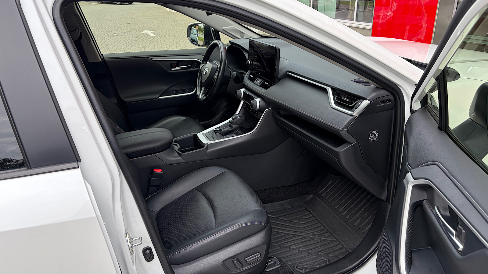 Toyota RAV4 2024 року, Універсал, Тойота Центр Запоріжжя "Восток Автомир", м.Запоріжжя | Фото № 6 Toyota RAV4 2024 року з пробігом 34341 км, Універсал, Тойота Центр Запоріжжя "Восток Автомир", м.Запоріжжя - 1984400 ГРН | Фото № 6