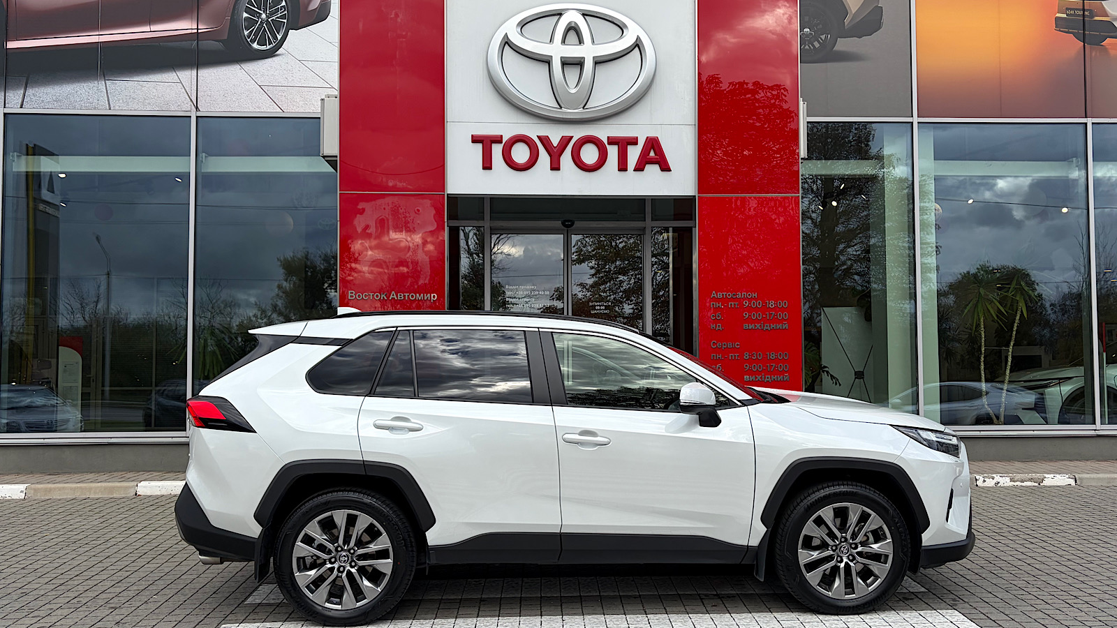 Toyota RAV4 2024 року, Універсал, Тойота Центр Запоріжжя "Восток Автомир", м.Запоріжжя | Фото № 17 Toyota RAV4 2024 року з пробігом 34341 км, Універсал, Тойота Центр Запоріжжя "Восток Автомир", м.Запоріжжя - 1984400 ГРН | Фото № 17