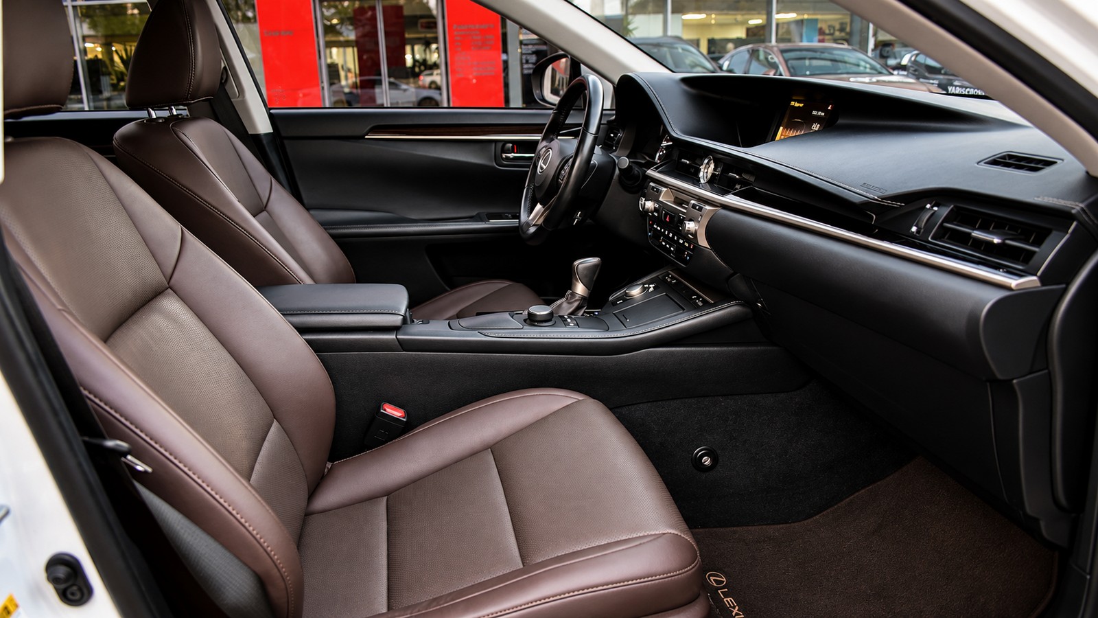 Lexus ES 2018 року з пробігом 85155 км, Седан, Тойота Центр Житомир "Стар - Кар", м.Житомир - 1053000 ГРН | Фото № 6