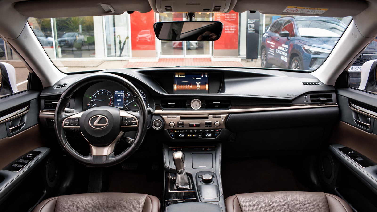 Lexus ES 2018 року з пробігом 85155 км, Седан, Тойота Центр Житомир "Стар - Кар", м.Житомир - 1053000 ГРН | Фото № 8