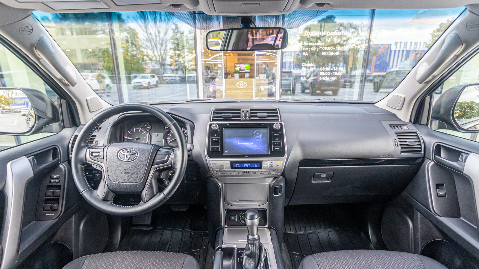 Toyota LAND CRUISER PRADO 2018 року, Універсал, Тойота Центр Дніпро "Алмаз Мотор" на Запорізькому шосе, м.Дніпро | Фото № 8 Toyota LAND CRUISER PRADO 2018 року з пробігом 249107 км, Універсал, Тойота Центр Дніпро "Алмаз Мотор" на Запорізькому шосе, м.Дніпро - 1270000 ГРН | Фото № 8