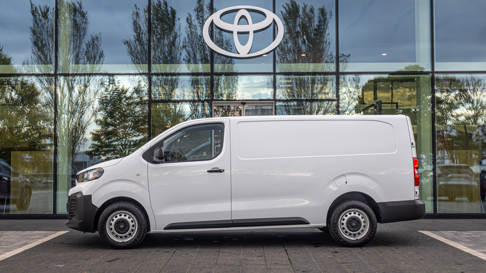 Інші авто CITROEN Jumpy 2024 року з пробігом 10508 км, Мінівен, Тойота Центр Дніпро "Алмаз Мотор" на Запорізькому шосе, м.Дніпро - 1250000 ГРН | Фото № 3