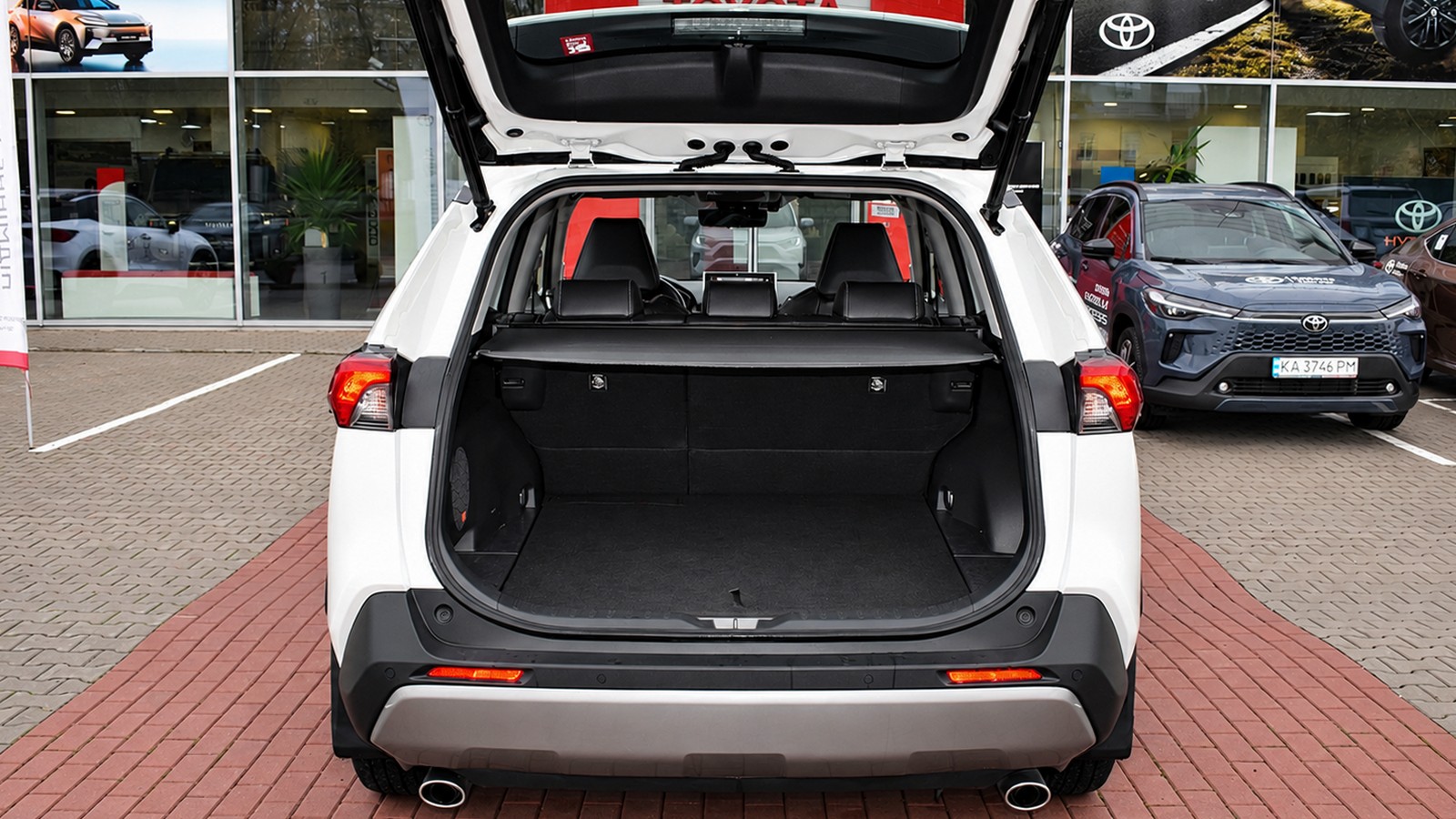 Toyota RAV4 2020 року з пробігом 116872 км, Універсал, Тойота Центр Житомир "Стар - Кар", м.Житомир - 1566000 ГРН | Фото № 10